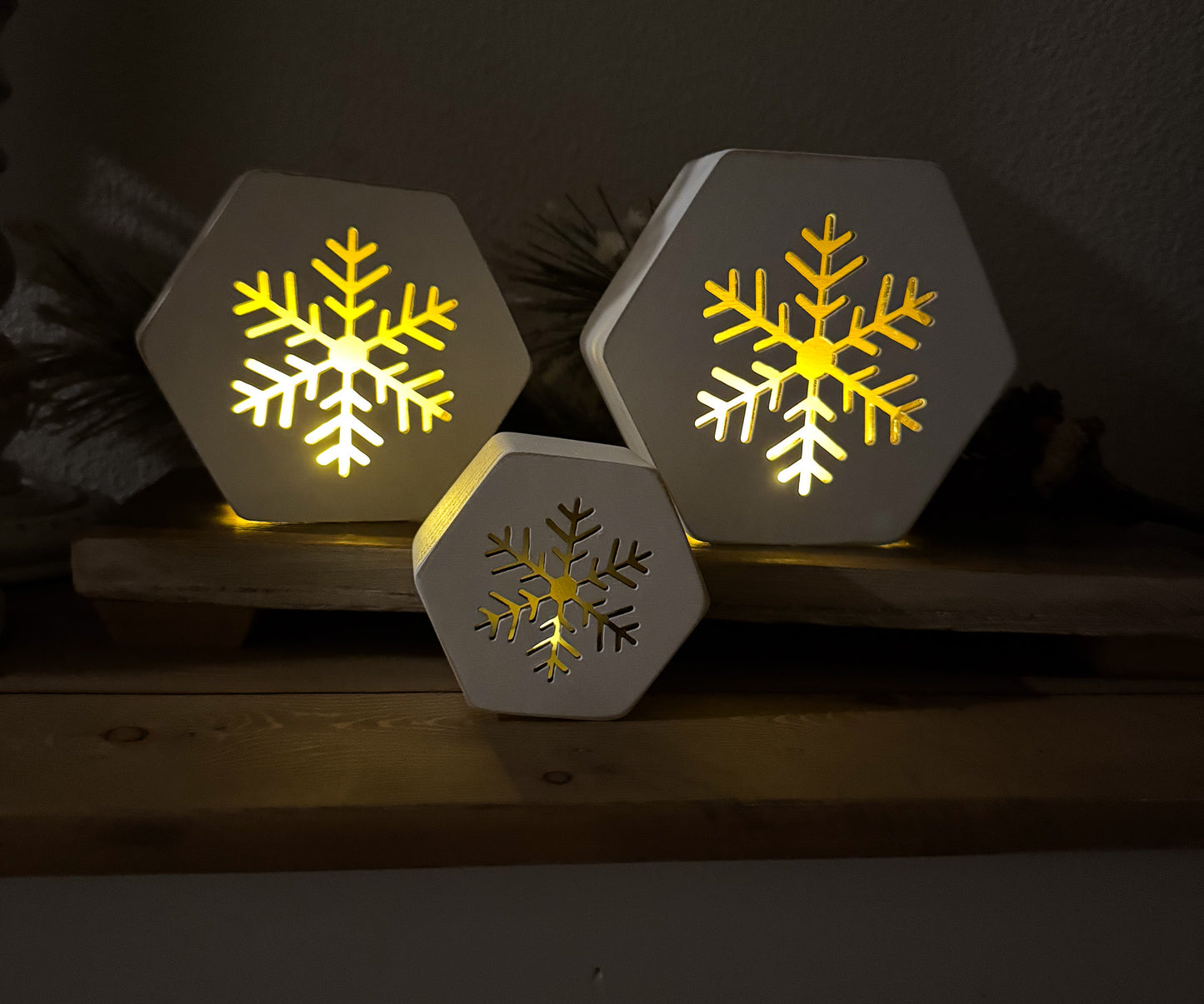 Rustic Wooden Snowflake Tea Light Lanterns – Set of 3