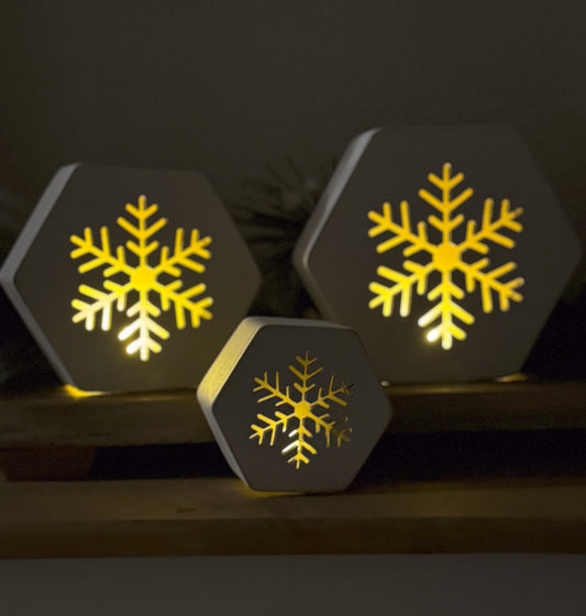 Rustic Wooden Snowflake Tea Light Lanterns – Set of 3