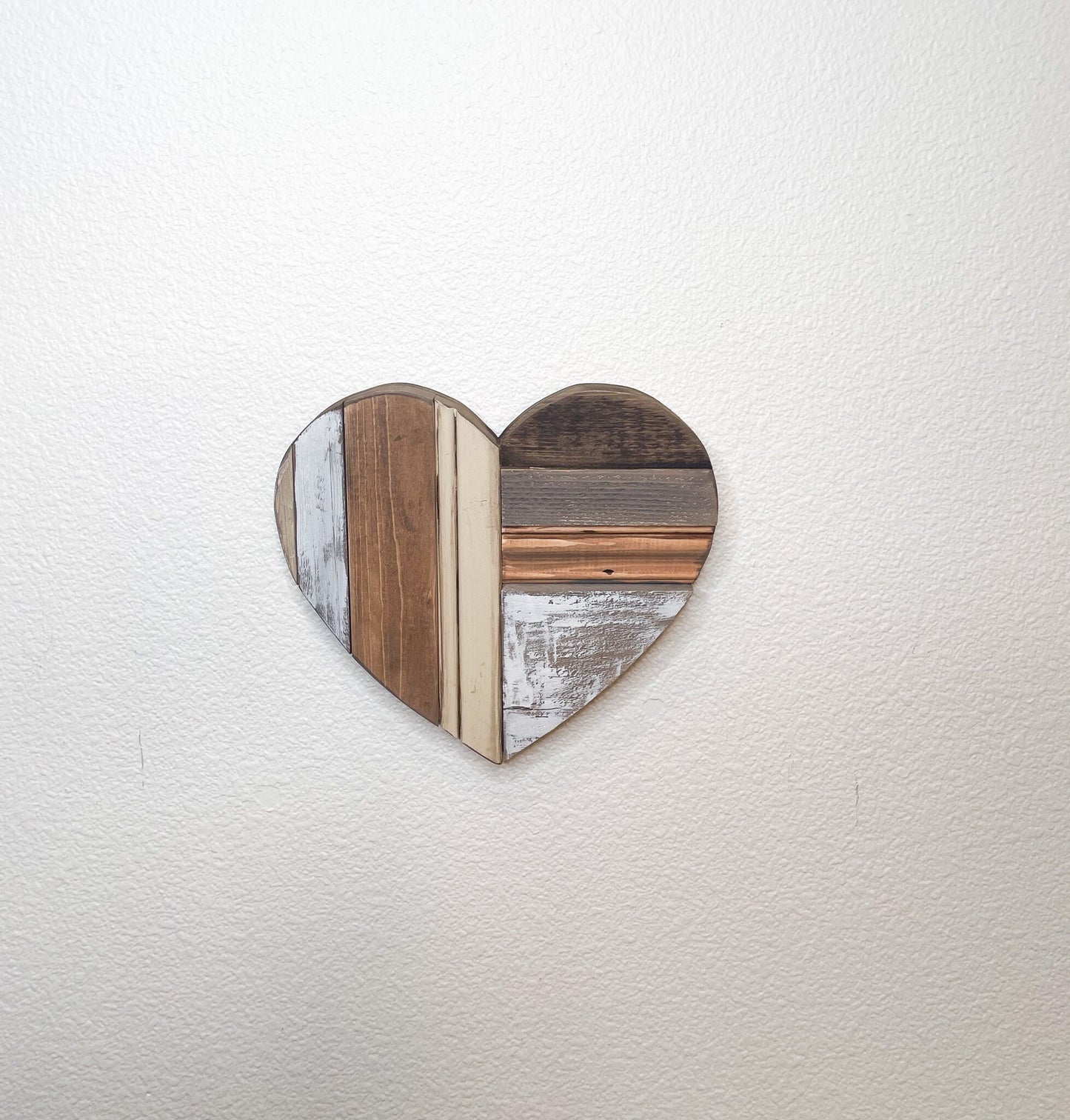 Heart 10" reclaimed wood wall art, wood heart shape art. Valentines Day Heart, heart decor, valentine decor
