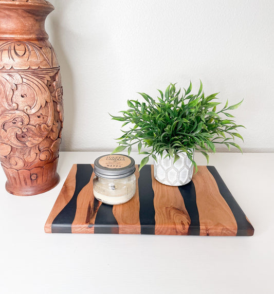 Decorative tray, serving tray, decor tray, food board, charcuterie board, wood and epoxy tray.  Epoxy and alder wood tray.