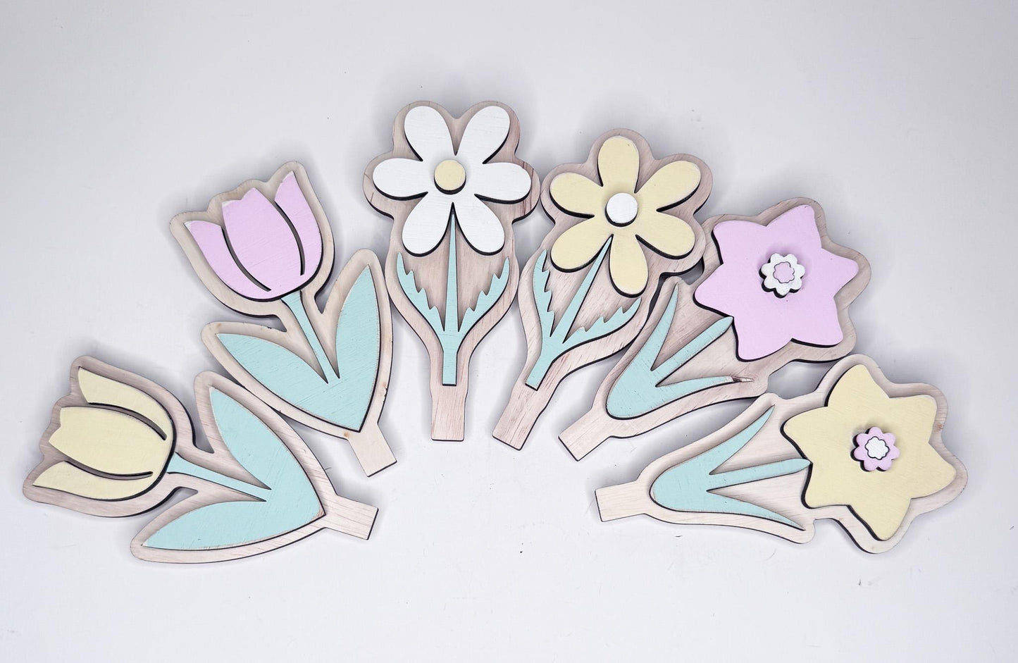 Interchangeable Spring Shelf Sitter, Swappable Seasonal Decor, Farmhouse Tiered Tray Decor, Tulip Daisy Daffodil, Year Round Wooden Base