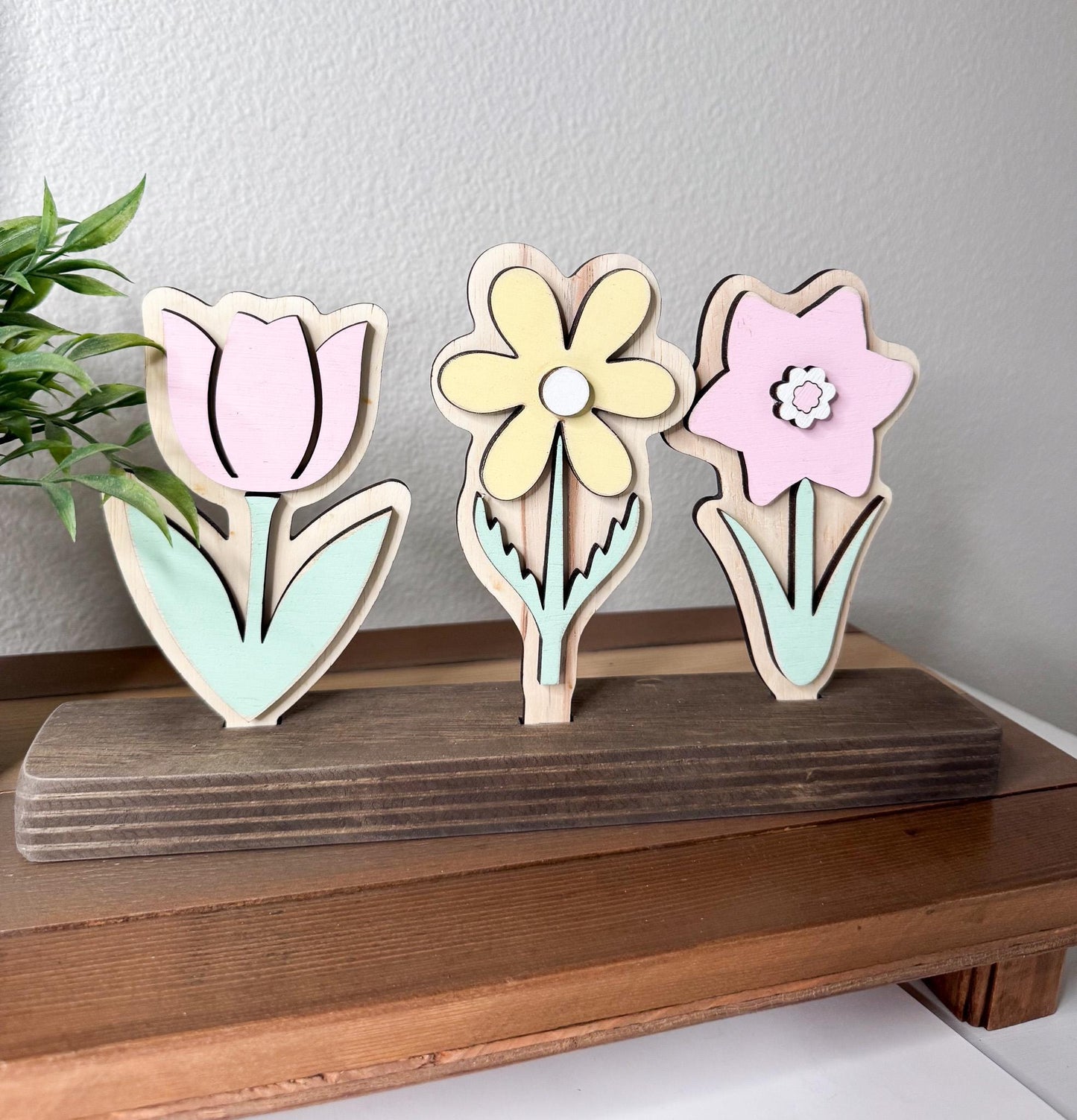 Interchangeable Spring Shelf Sitter, Swappable Seasonal Decor, Farmhouse Tiered Tray Decor, Tulip Daisy Daffodil, Year Round Wooden Base